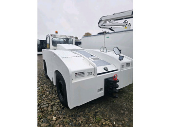 Аэродромный тягач TLD