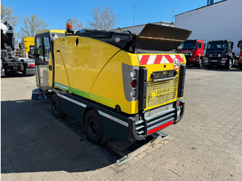 Подметально-уборочная машина Johnston C202 Kleinkehrmaschine 2 M³ - 6.000 h: фото 5
