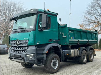 Самосвал MERCEDES-BENZ Arocs 3351