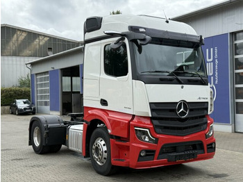 Тягач MERCEDES-BENZ Actros 1846