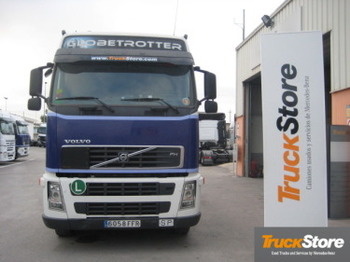 Тягач Volvo TRACTORA,4x2: фото 1