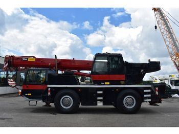 Вседорожный кран LIEBHERR LTM 1030/2