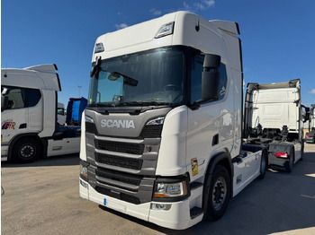 Тягач SCANIA R 460