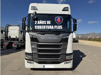 Тягач SCANIA R 460