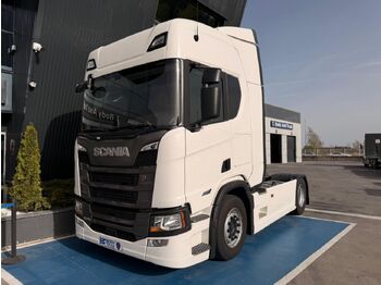 Тягач SCANIA R 460