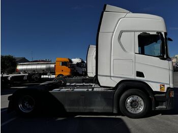 Тягач Scania R 450: фото 4 Тягач Scania R 450: фото 4