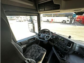 Тягач Scania R 450: фото 4