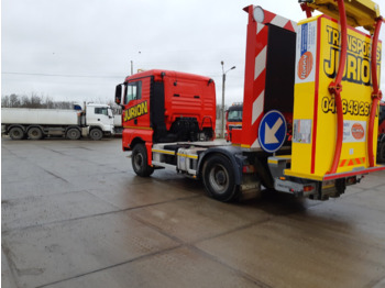 : фото в шапке страницы