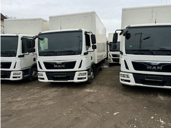 Грузовик с закрытым кузовом MAN TGL 8.150 4x2 BL TGL 8.150 4x2 BL, Möbelkoffer mit Rolltor: фото 3 Грузовик с закрытым кузовом MAN TGL 8.150 4x2 BL TGL 8.150 4x2 BL, Möbelkoffer mit Rolltor: фото 3