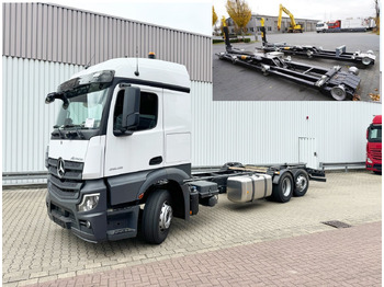 Крюковой мультилифт MERCEDES-BENZ Actros 2545