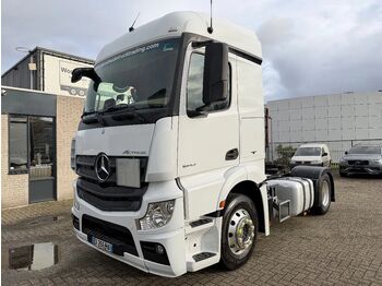Тягач MERCEDES-BENZ Actros 1843