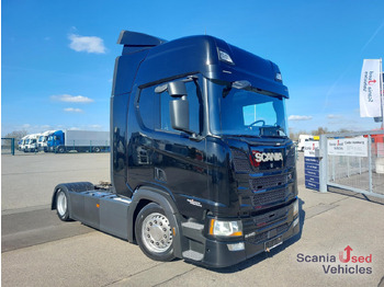 Тягач SCANIA R 450