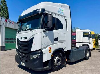Тягач IVECO S-WAY