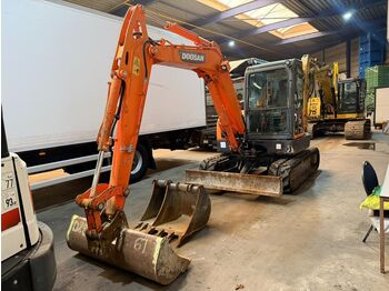 Мини-экскаватор DOOSAN DX60