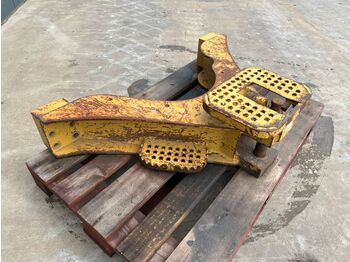 Навесное оборудование CATERPILLAR