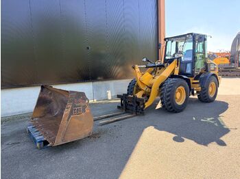 Колёсный погрузчик CATERPILLAR 908M