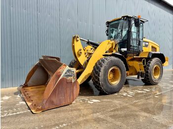 Колёсный погрузчик CATERPILLAR 938M
