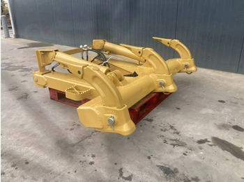 Рыхлитель CATERPILLAR