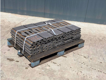 Новый Рама/ Шасси для Строительной техники JCB JS240 / JS260 / JS300 Shoes/Pads: фото 3