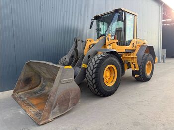 Колёсный погрузчик VOLVO L60F