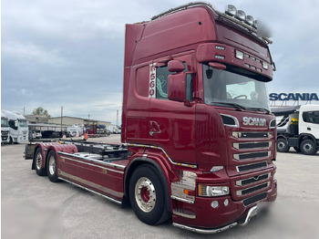 Грузовик-контейнеровоз/ Сменный кузов SCANIA R 560
