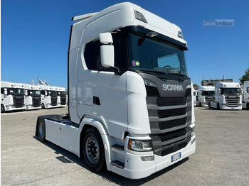 Тягач SCANIA S 500