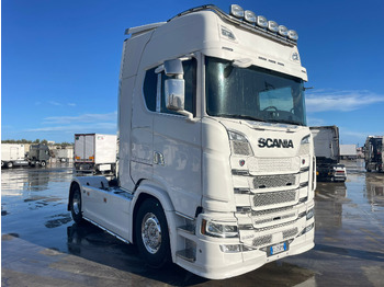 Тягач SCANIA S 500