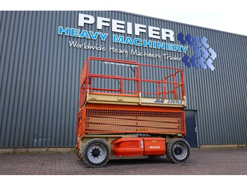 Ножничный подъемник JLG