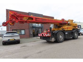 Мобильный кран KOBELCO