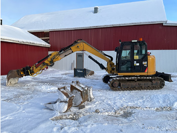 : фото в шапке страницы