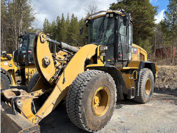 Колёсный погрузчик CATERPILLAR 938M