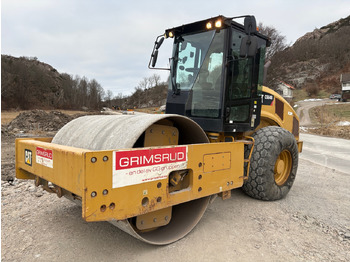Компактор CATERPILLAR CS64B