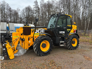 Телескопический погрузчик JCB