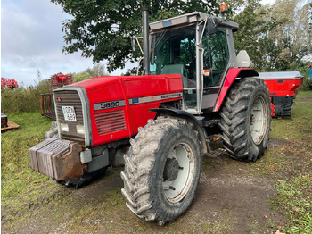 Трактор MASSEY FERGUSON 3600 series