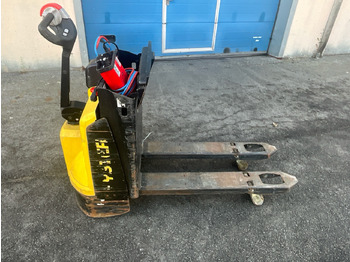 Погрузочно-разгрузочная техника HYSTER