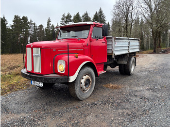 Грузовик бортовой/ Платформа SCANIA