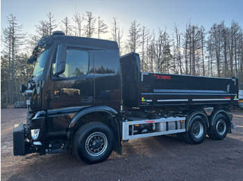 Грузовик MERCEDES-BENZ Arocs