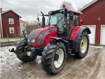 Трактор VALTRA N142