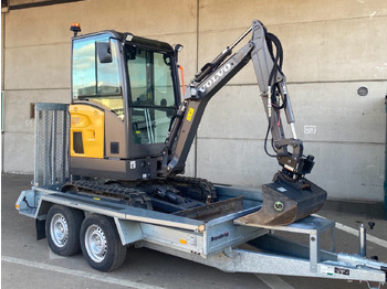 Экскаватор VOLVO EC18E