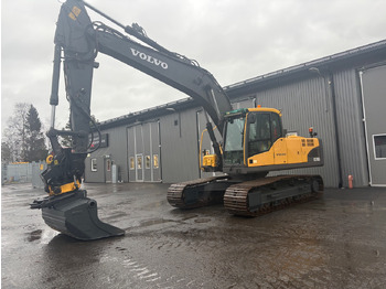 Экскаватор VOLVO EC210CL