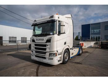 Тягач SCANIA R 450