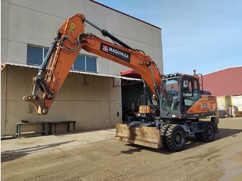 Колёсный экскаватор DOOSAN