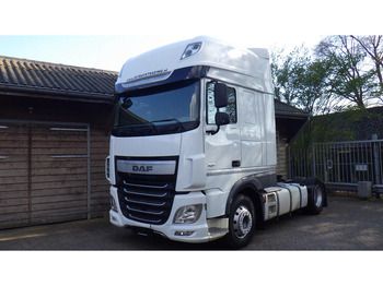 Тягач DAF XF 106 480