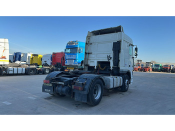 DAF XF 95.380 (EURO 2 / POMPE MANUELLE / MANUAL PUMP / BOITE MANUELLE / MANUAL GEARBOX) лизинг DAF XF 95.380 (EURO 2 / POMPE MANUELLE / MANUAL PUMP / BOITE MANUELLE / MANUAL GEARBOX): фото 5