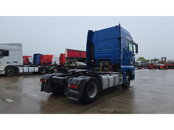 Тягач MAN TGA 18.410 (864.000 KM / MANUAL PUMP / MANUAL GEARBOX / RETARDER / POMPE MANUELLE): фото 5