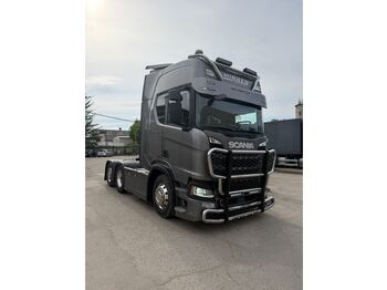 Тягач SCANIA R 450