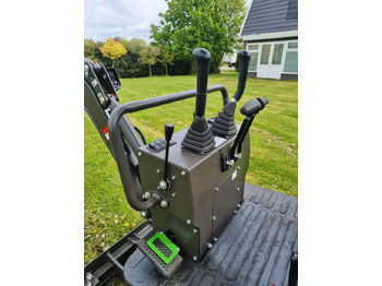 Мини-экскаватор WCM