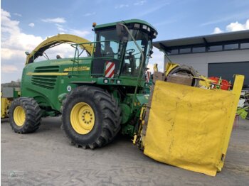 Кормоуборочный комбайн JOHN DEERE 7700