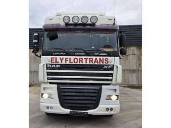 Тягач DAF XF 105