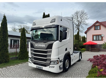 Тягач SCANIA R 450